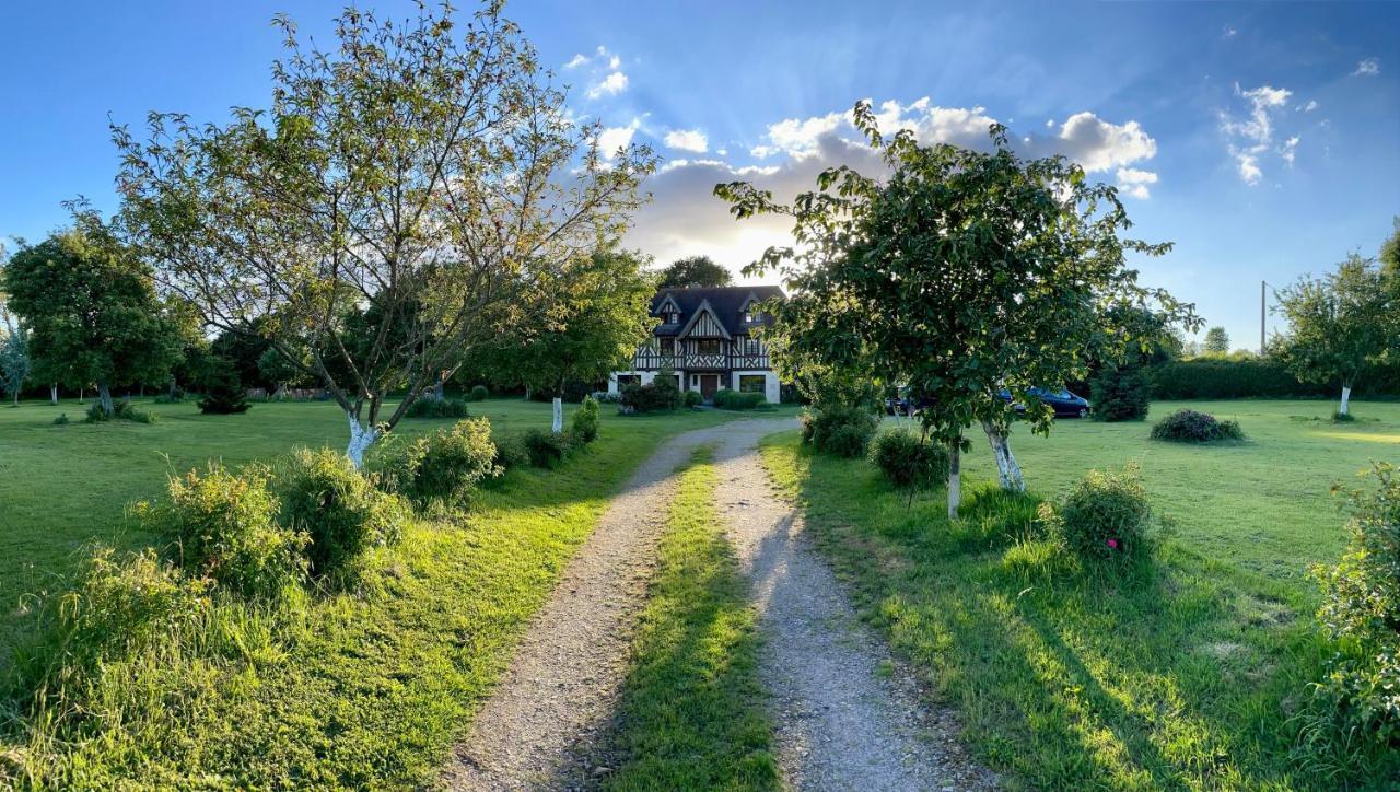 Saint-Étienne-la-Thillaye Manoir Melphil Bed & Breakfast エクステリア 写真