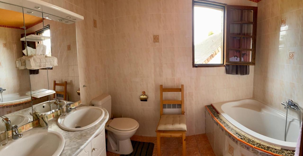 Saint-Étienne-la-Thillaye Manoir Melphil Bed & Breakfast エクステリア 写真